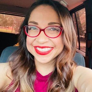 Meet your Posher, Vanessa